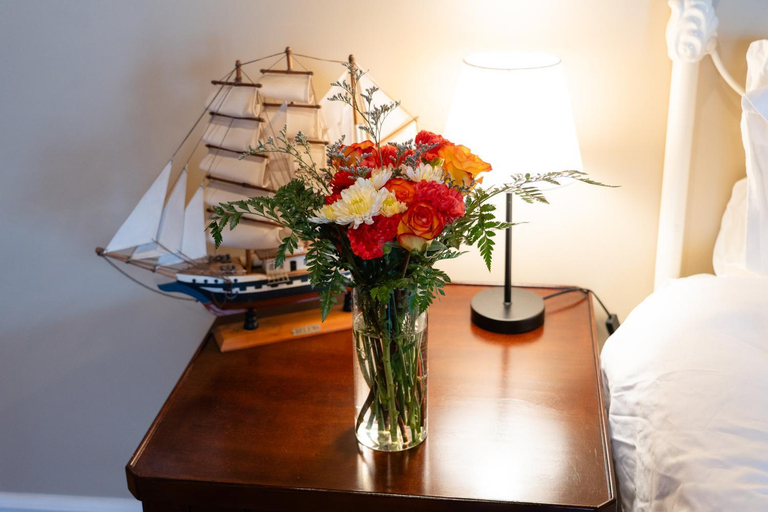 Bedroom 2, Albert's, Shelburne