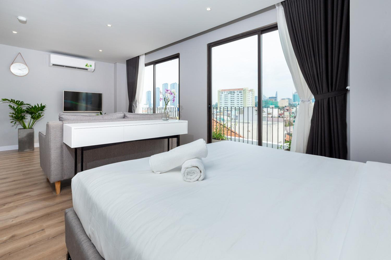 Bedroom 13