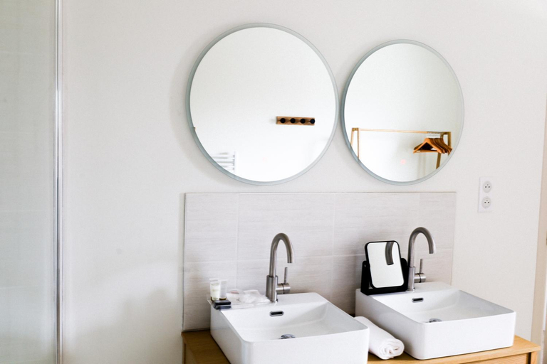 Bathroom 4, Le Domaine de La Tour des Vents, Dordogne