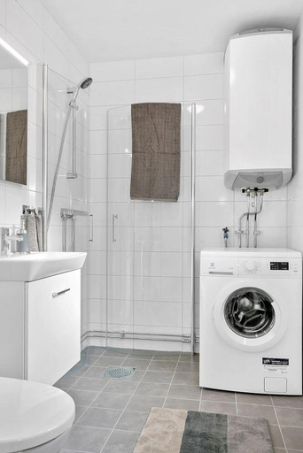 Bathroom, Hallestrand Village, Strömstad