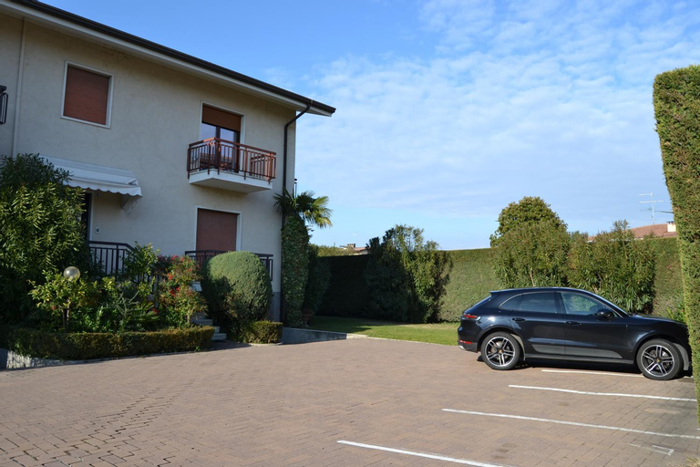 Gardenia Holiday Apartment - a 50 m dal lago, Verona