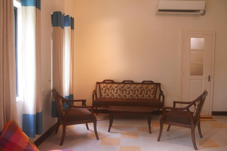 Others 2, Airport Gateway Residence, Negombo