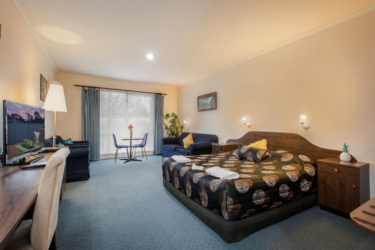 Bedroom 6