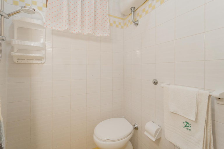 Bathroom 4, Residence Baia delle Grazie, Livorno