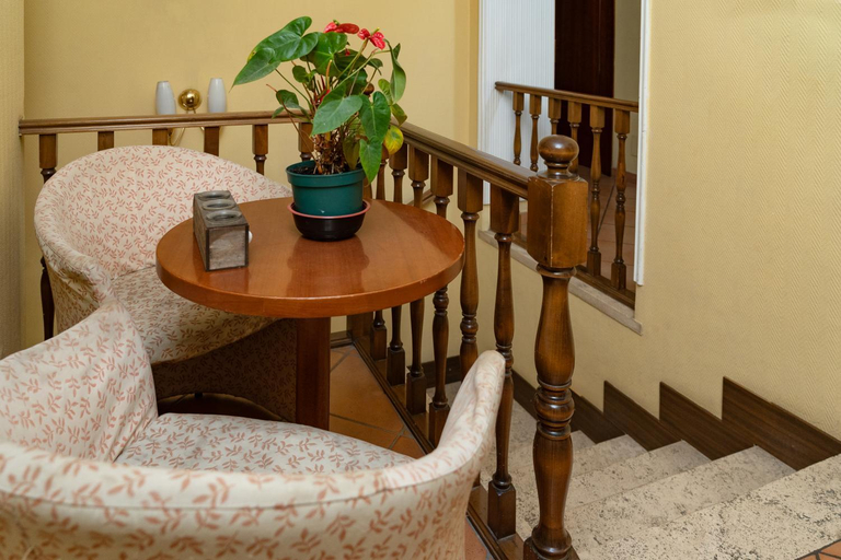 Public Area 3, Comfort Rooms Villa Gaia Tor Vergata, Roma