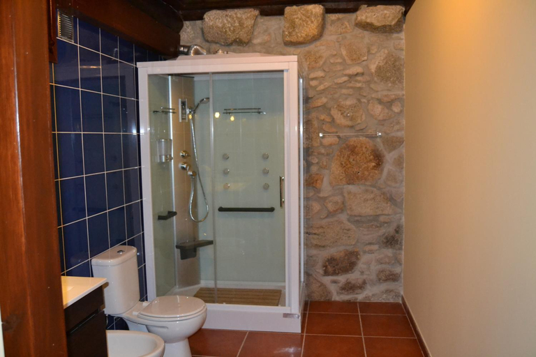 Bathroom 2, Quinta do Real - Casa de Campo, Viana do Castelo