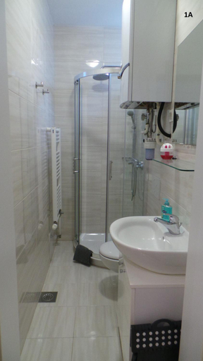 Bathroom 2, Boutique Apartments, Ljubljana