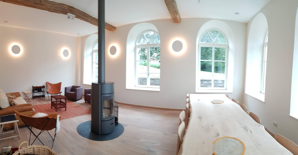 Others 5, Domaine St Roch, Namur
