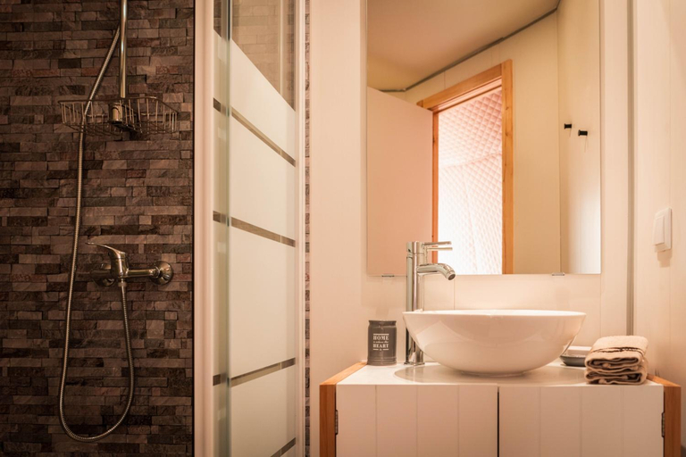 Bathroom, Guimaglamp, Braga