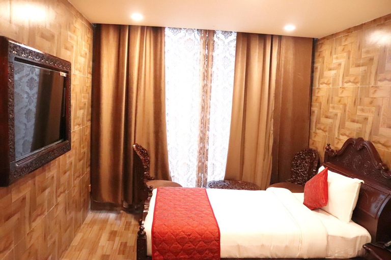 Bedroom 8
