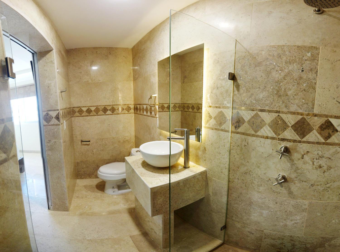 Bathroom 2, REAL DE LA PENA HOTEL 2, Ezequiel Montes