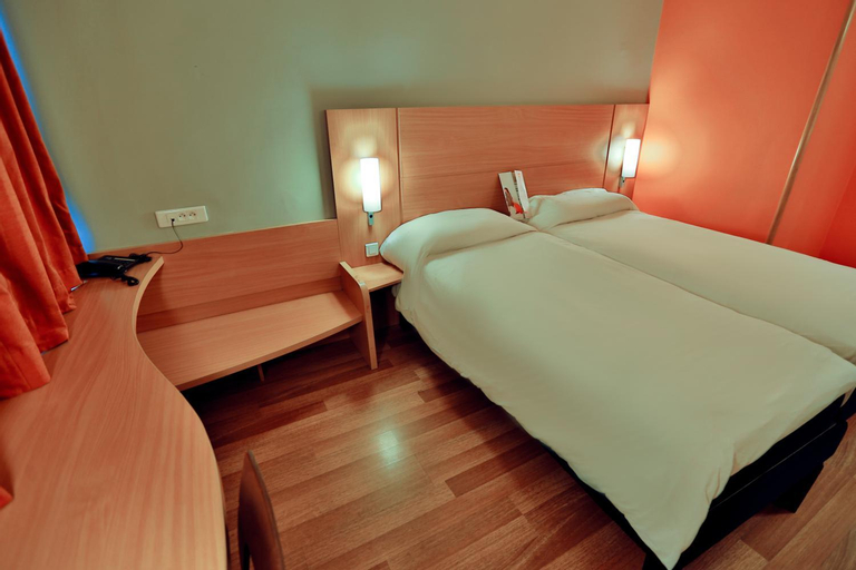 Bedroom 15