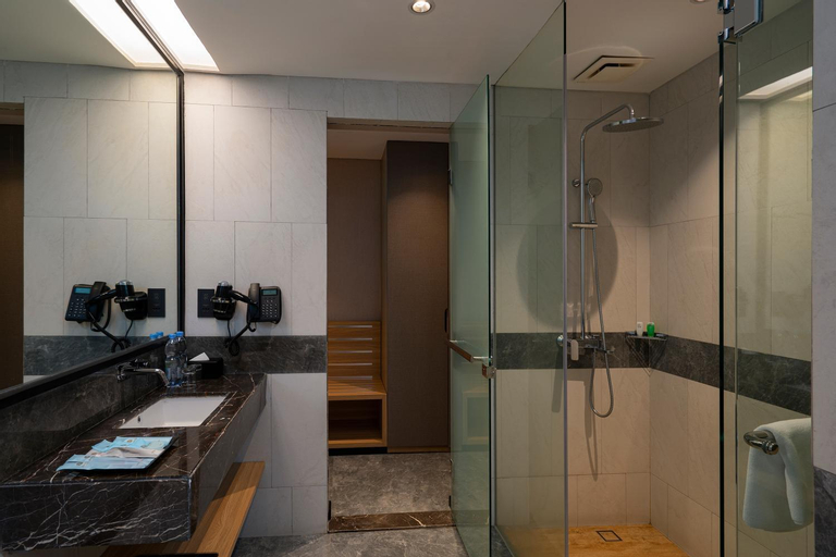 Bathroom 9