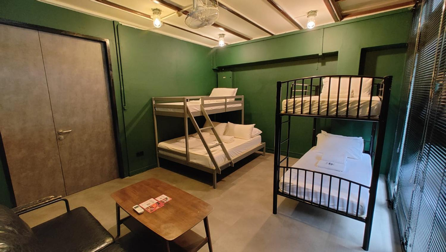 Bedroom 17