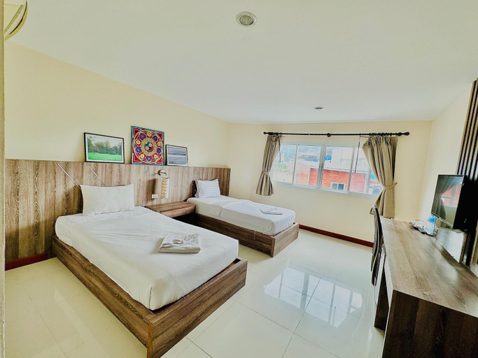 Bedroom 8