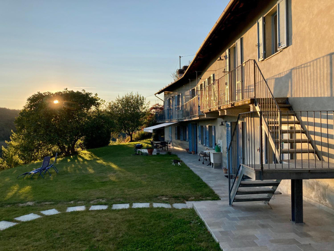Others 4, Casa Langa di Lola, Cuneo