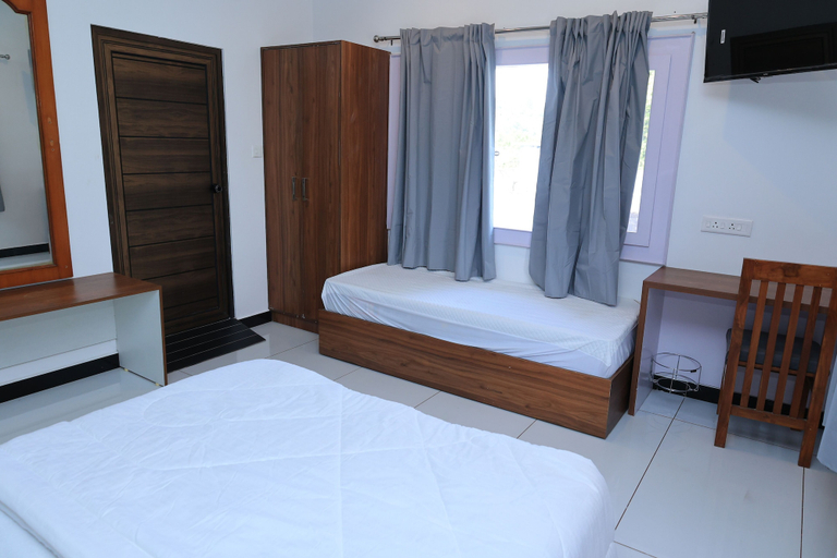 Bedroom 2, Iyer Square, Palakkad