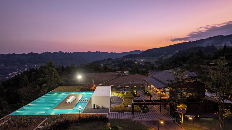 Sport & Beauty 5, Zhangjiajie Manxin Joint Store, Zhangjiajie