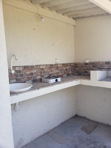 Bathroom 2, Baleia Azul Camping, Matutuíne