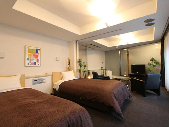 Bedroom 12