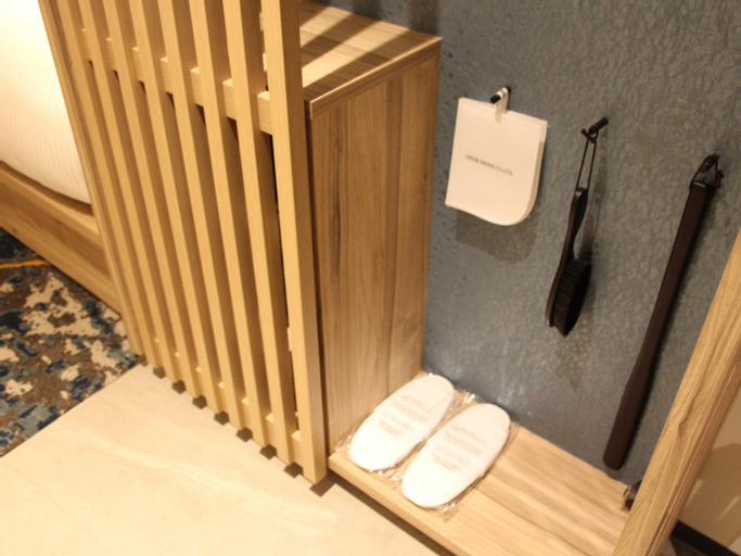 Amenities 28