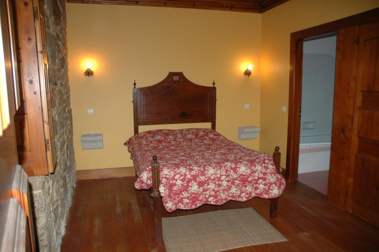 Others 5, Quinta da Casa Alta, Valença