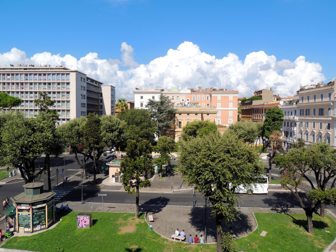 Others 4, IL Sole, Rome