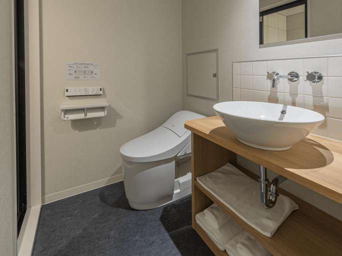 Bathroom 5