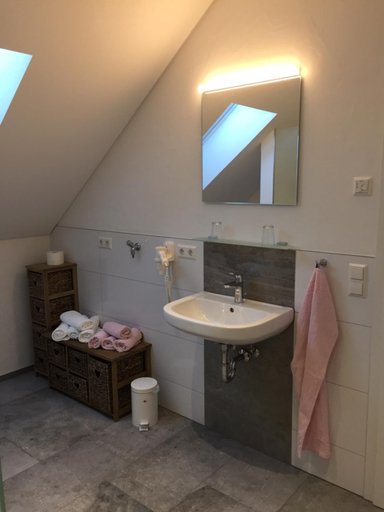 Bathroom 1, Gret-Stube, Waldshut