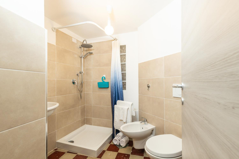 Bathroom 3, LA TORRE DEI COLOMBO, Ogliastra
