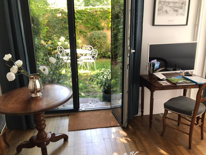 Others 5, LE JARDIN D'ALEXANDRE, Loiret