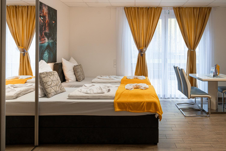 Others 3, Cannstatter Hotel, Stuttgart