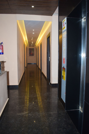Others 5, Hotel shri shankar, Varanasi