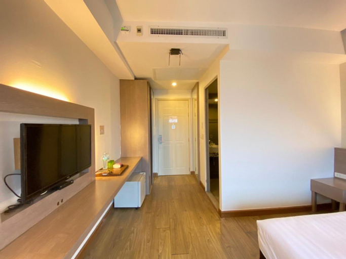 Bedroom 12