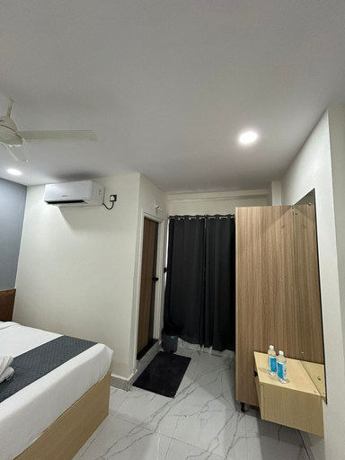 Bedroom 3, WILDWINGS PREMIUM HOTEL, Hyderabad