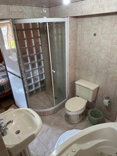 Bathroom 3, Hotel Villa Del Rey, Zautla