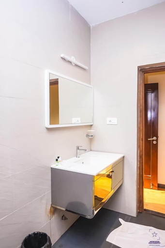 Bathroom 5, Ravissant Hotel Mandrem, North Goa