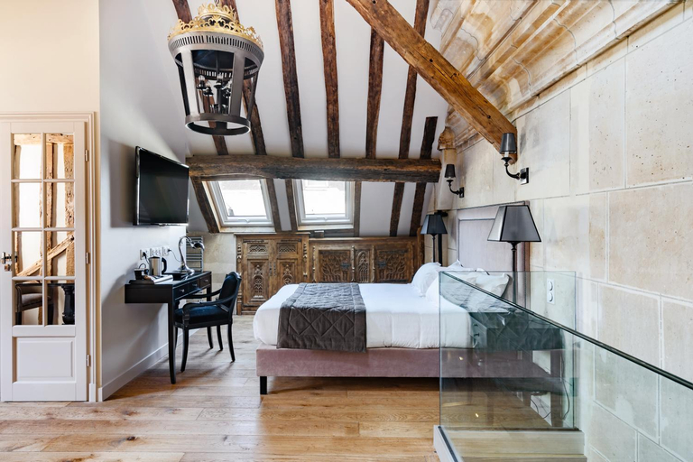 Bedroom 2, Hotel Saint Merry, Paris