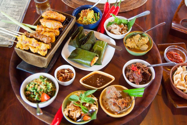 Food & Drinks 5, Villa Sinergy: 2BR Tranquil Villa in Seminyak, Badung