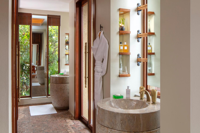 Bathroom 5, Anantara Maia Seychelles Villas