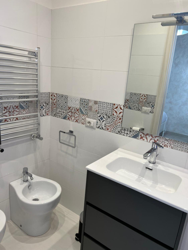Bathroom 4, Etna Sunshine Rent Rooms, Catania