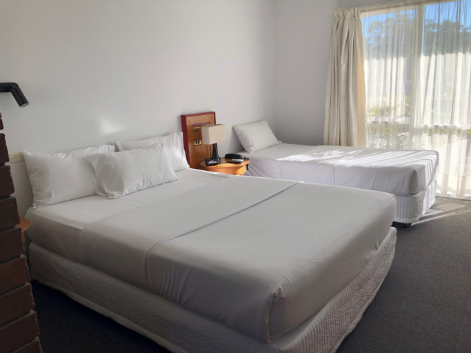 Bedroom 8