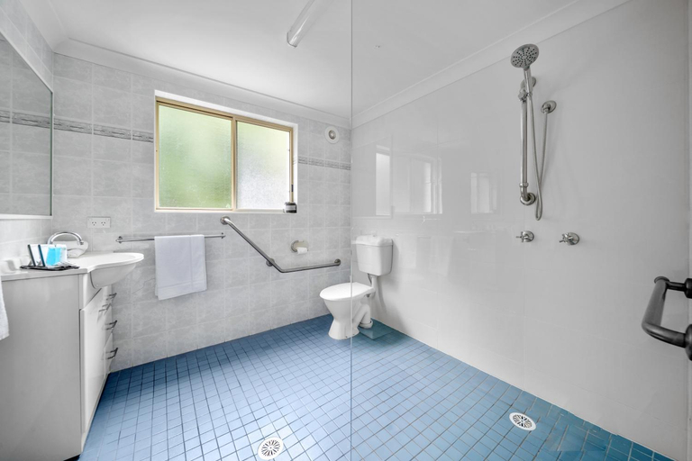 Bathroom 3, Haven Holiday Resort Sussex Inlet, Shoalhaven - Pt B