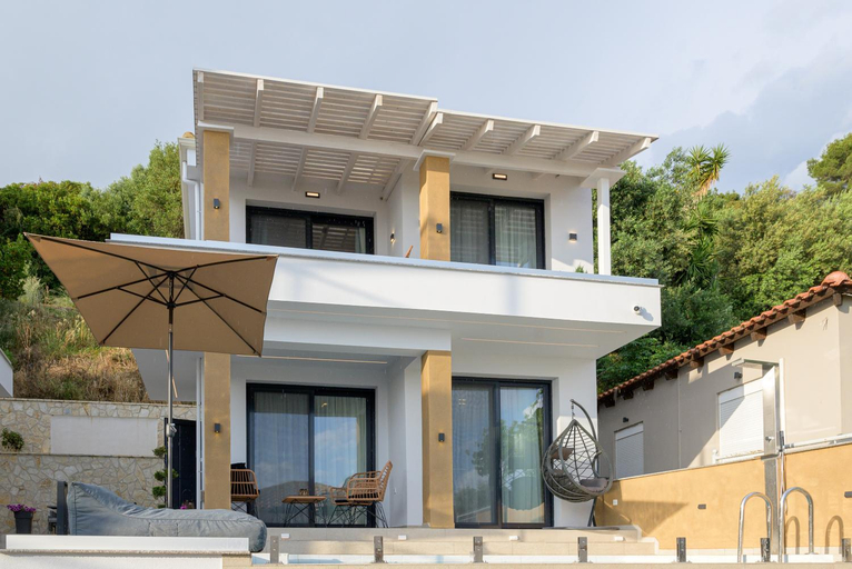 Others 4, Vrachos Luxury Maisonettes, Epirus