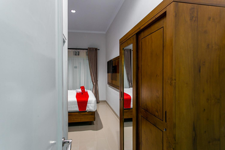 Bedroom 6