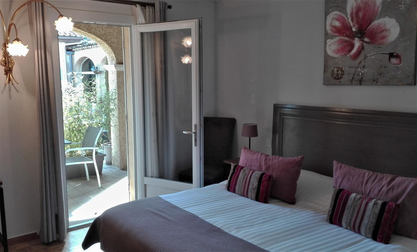 Bedroom 3, Logis Hotel Fabian des Baux, Bouches-du-Rhône