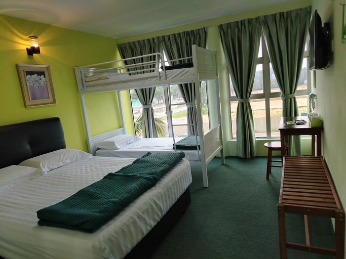 M&n Hotel Seremban 2 - Tap to explore photos