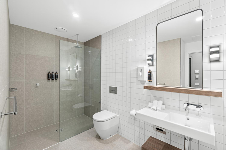 Bathroom 4