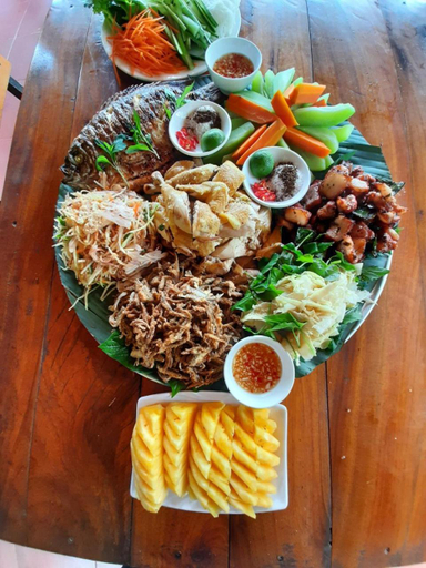 Food & Drinks