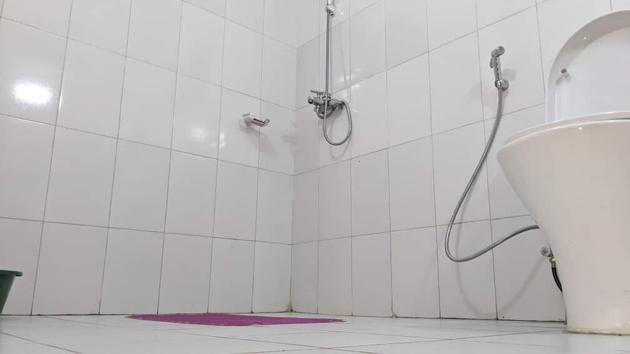 Bathroom 4, Bethany Investment Group-Kiyovu Branch, Nyarugenge